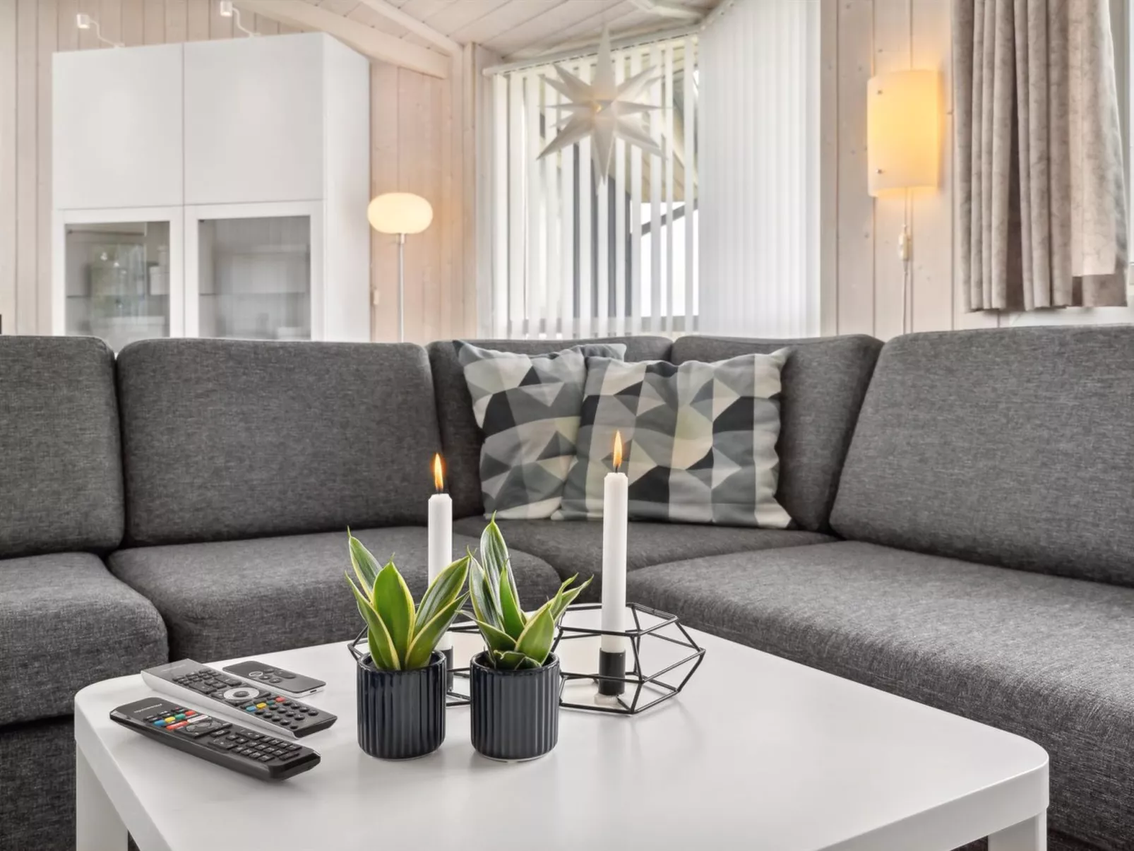 "Arnod" - 400m from the sea-Dedans