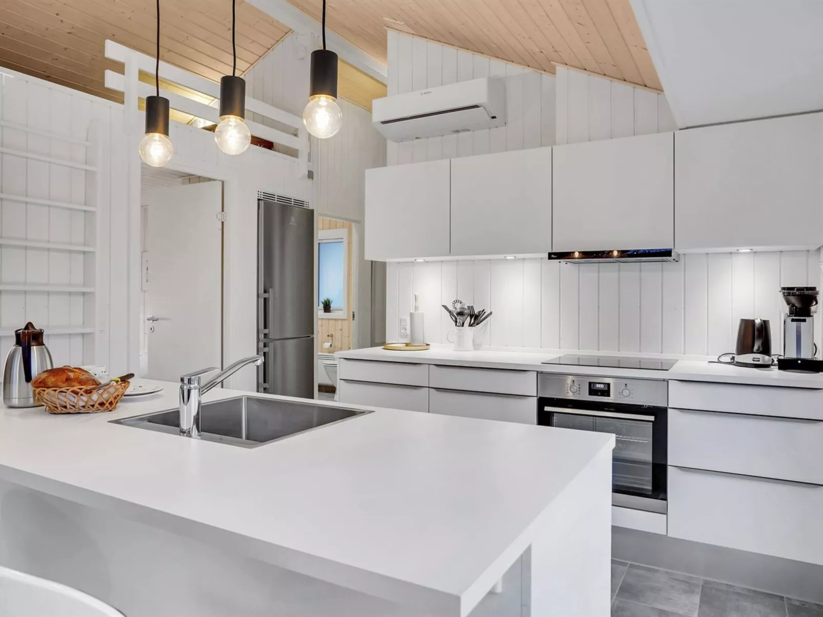 "Thora" - 800m from the sea-Inside