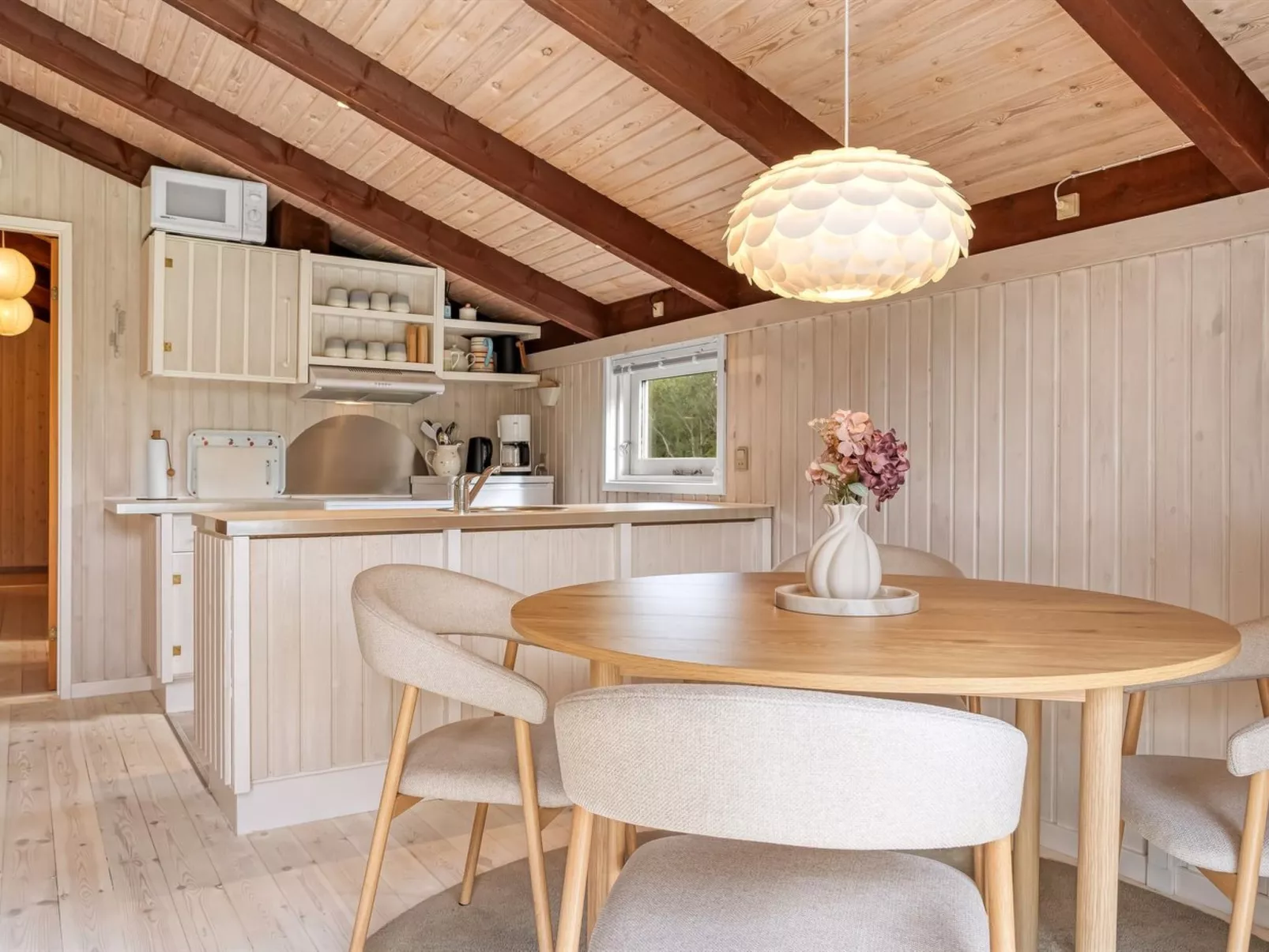 "Ingimar" - 2.2km from the sea-Inside