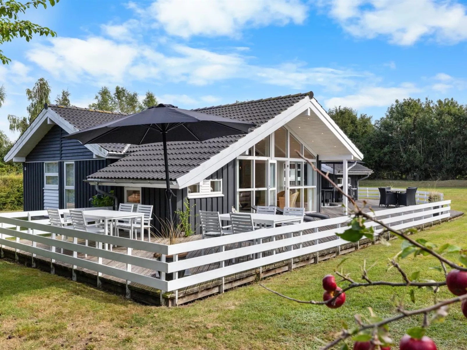 "Ønevus" - 550m from the sea-Draußen