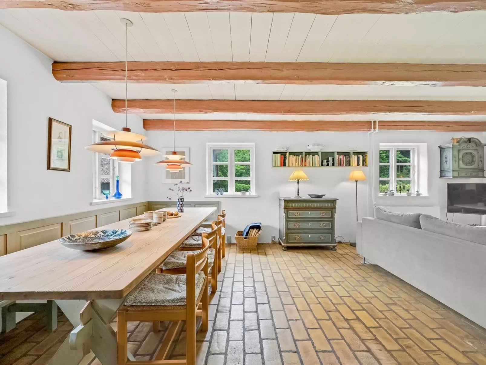 "Tatiane" - 10km from the sea-Inside