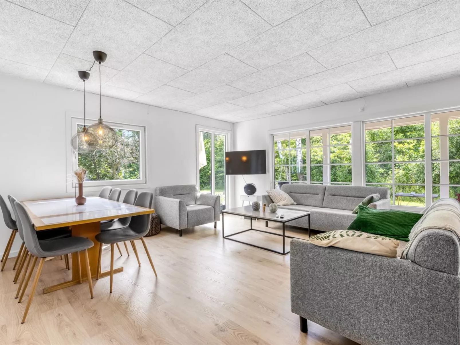 "Anabela" -  from the sea-Dedans