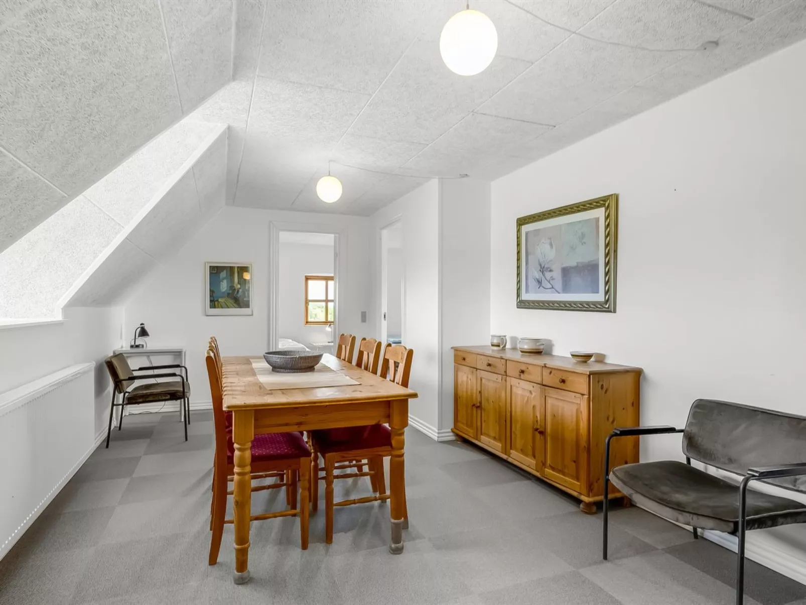 "Darleen" - 850m to the fjord-Drinnen