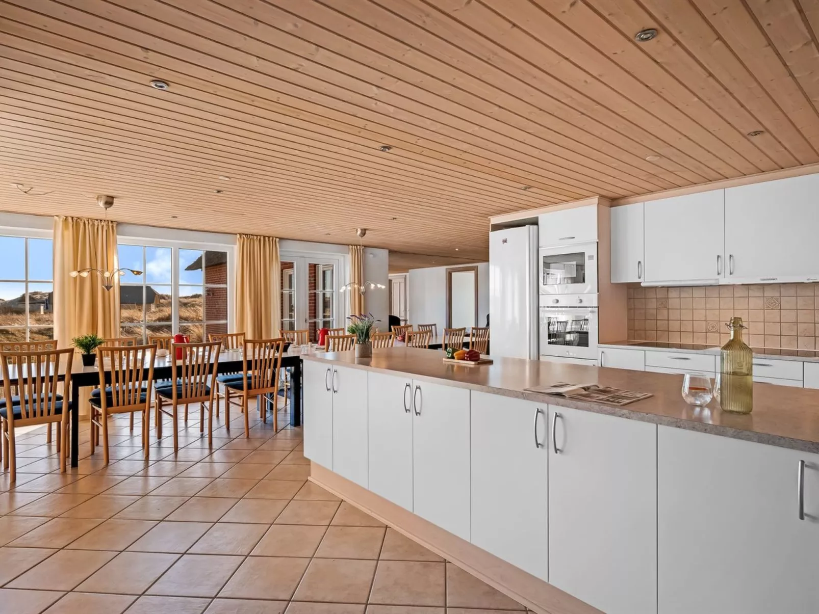 "Gytha" - 75m from the sea-Drinnen