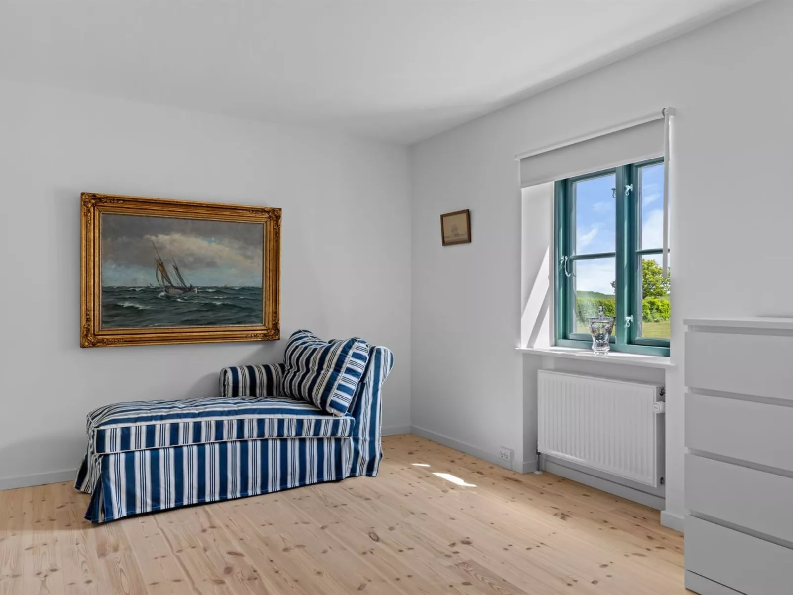 "Brun" - 1.5km from the sea-Inside