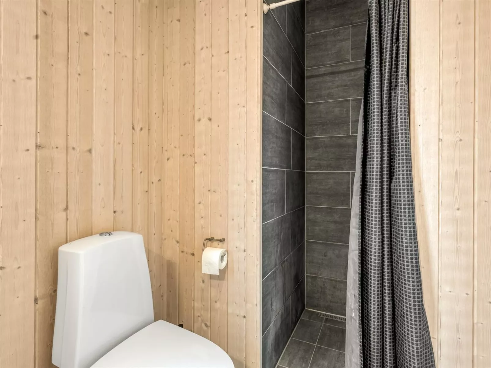 "Bernadine" - 500m from the sea-Dedans