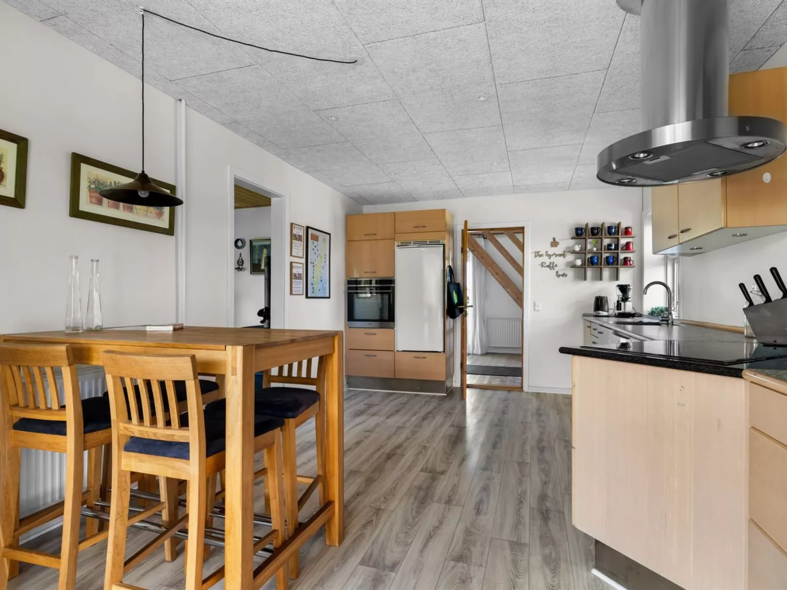 "Alisa" - 2.5km from the sea-Drinnen