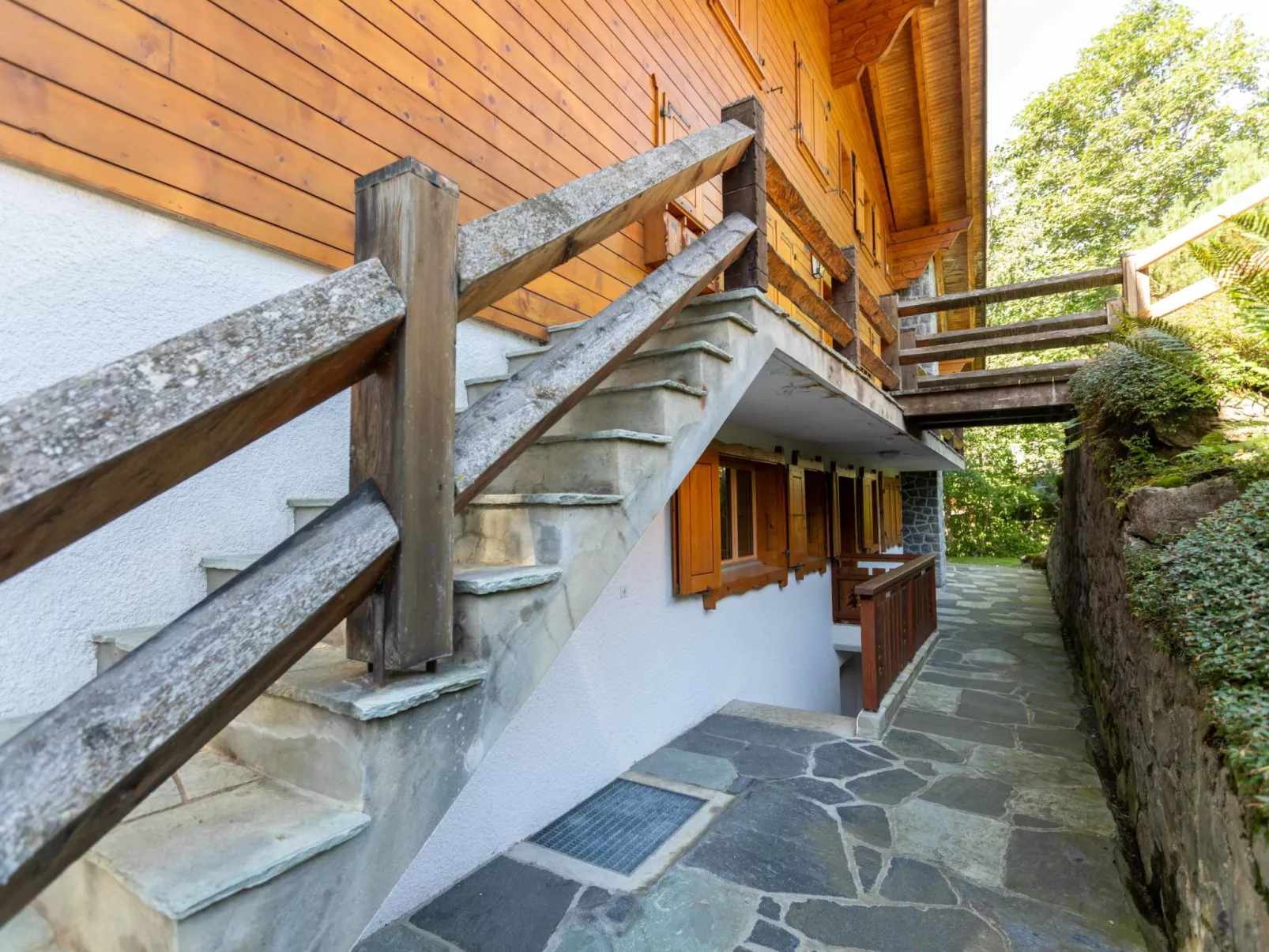 Les Hespérides 2-Draußen