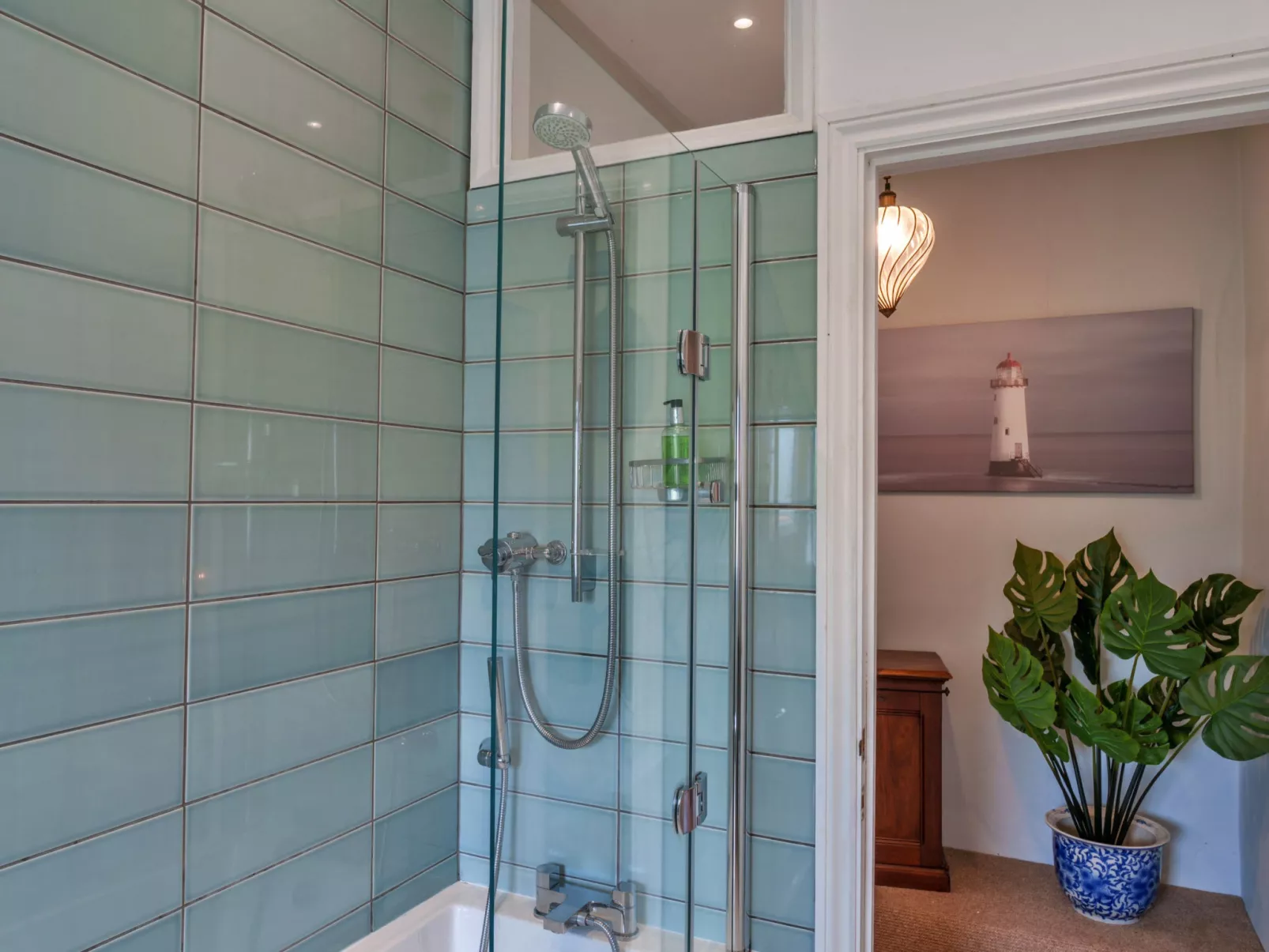 Hillside House-Drinnen