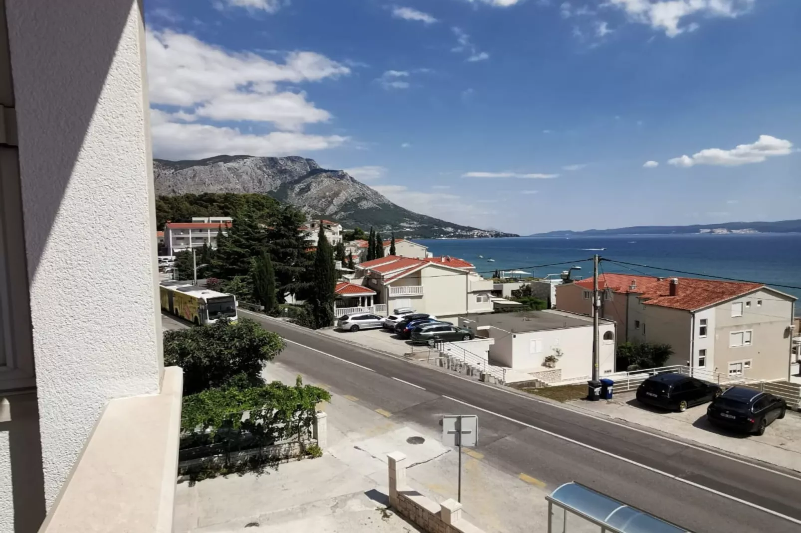 Three Bedroom Apartment with Terrace and  Sea View-Terrace