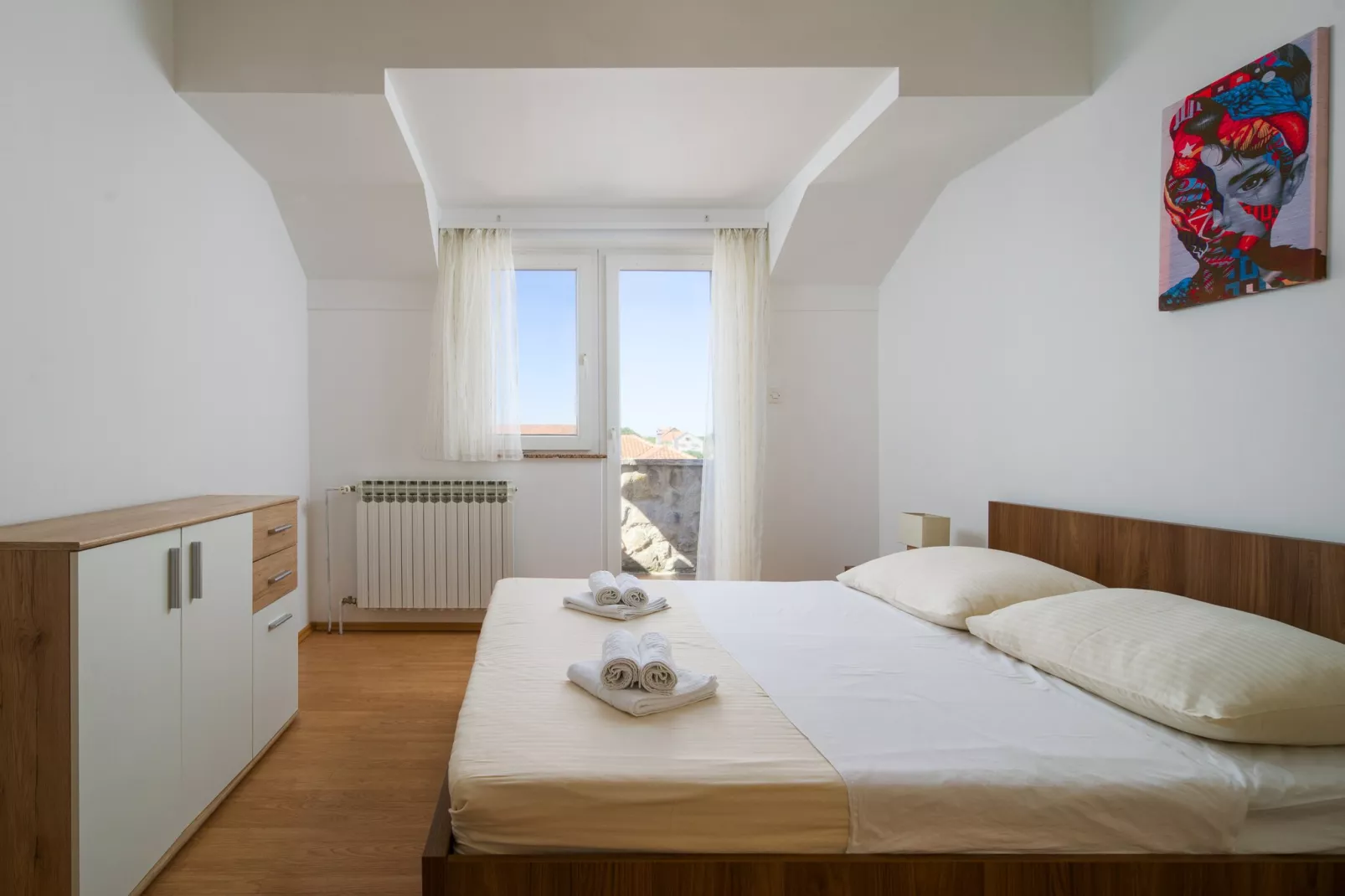 Villa Olea with private heated pool-Chambre