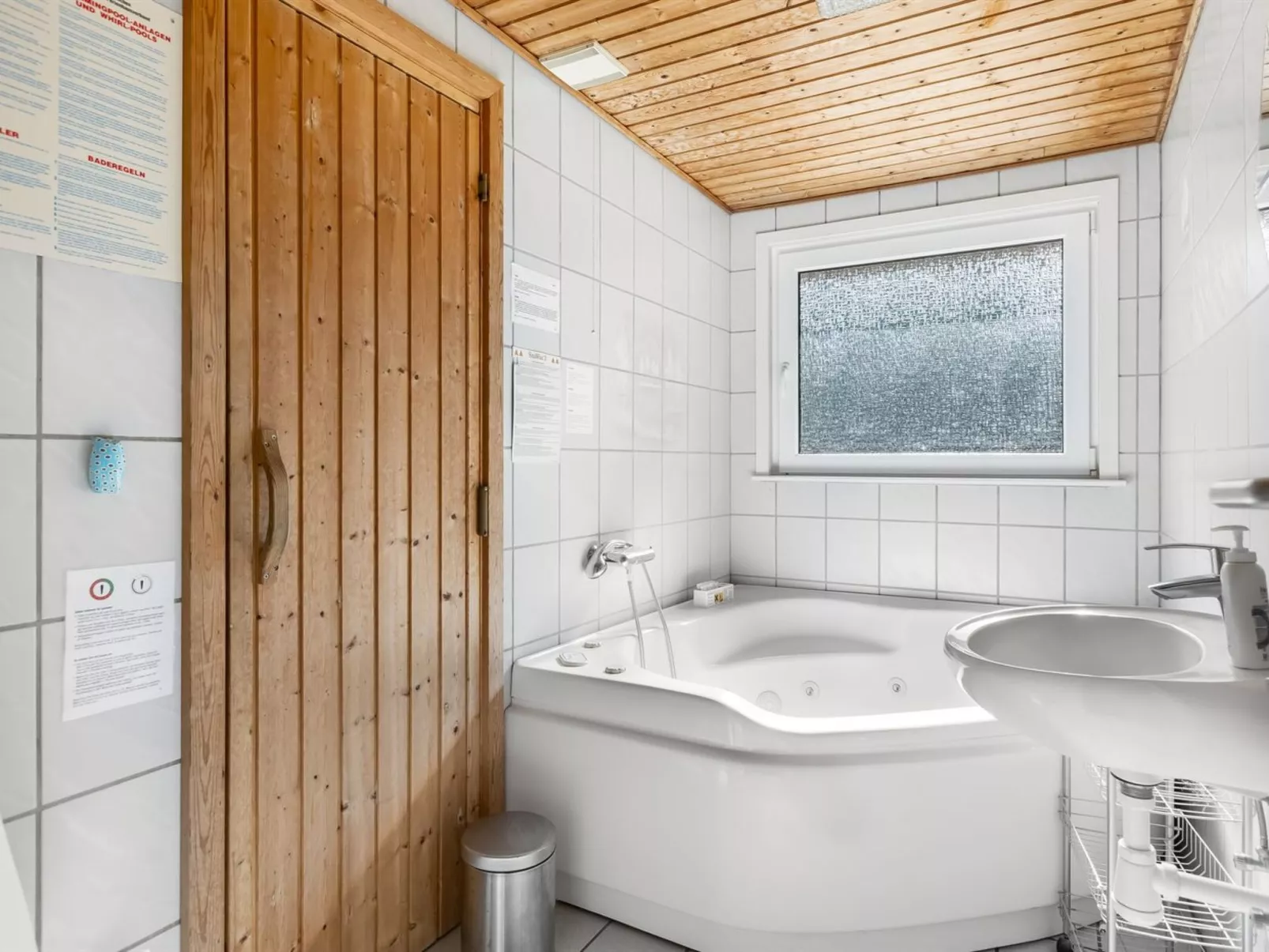 "Maija" - 1.4km from the sea-Dedans