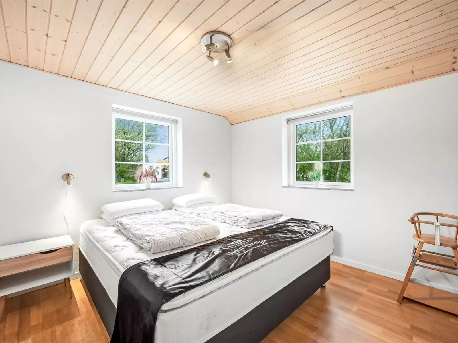 "Benthe" -  from the sea-Inside