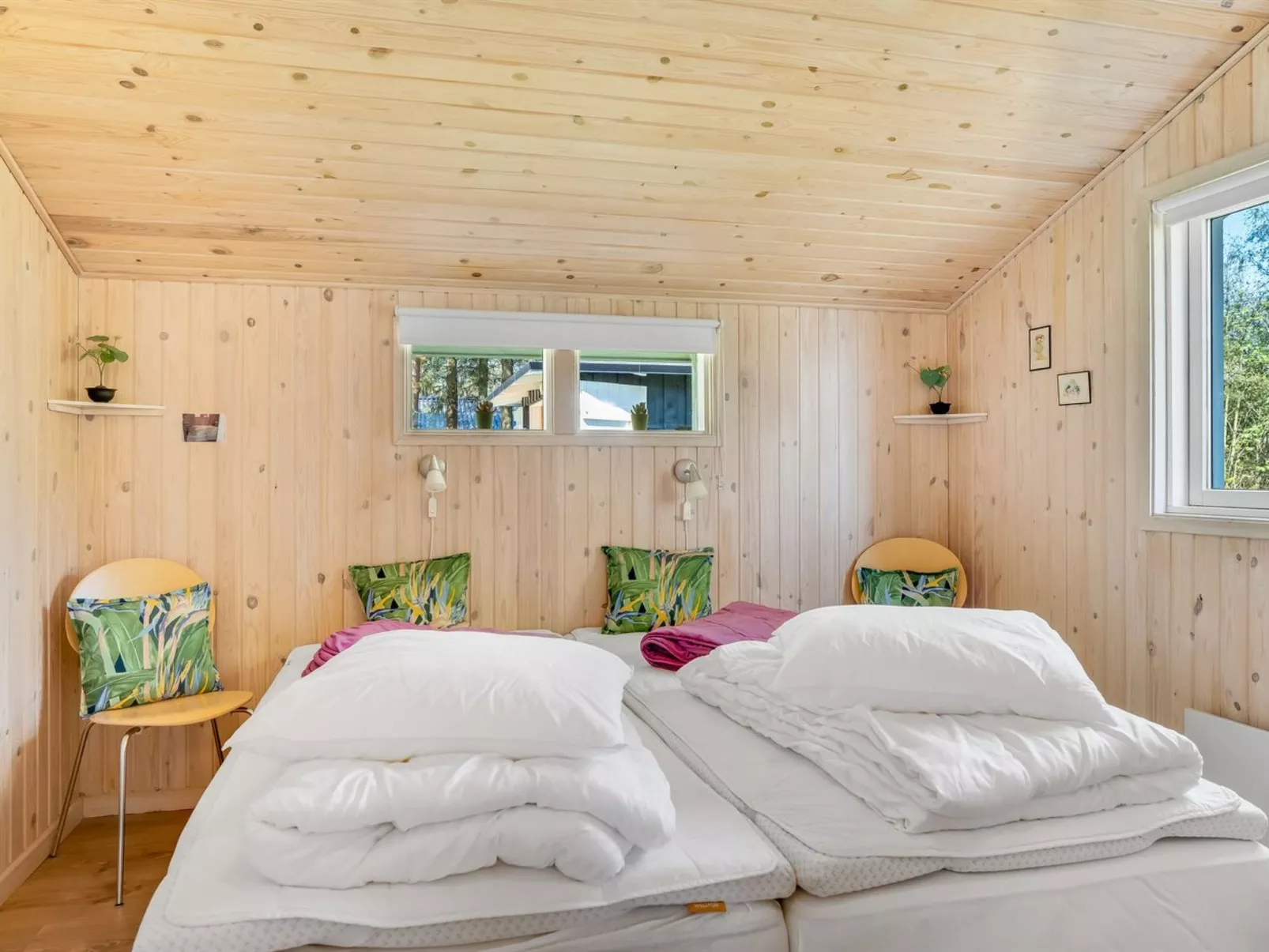 "Delco" - 200m from the sea-Inside