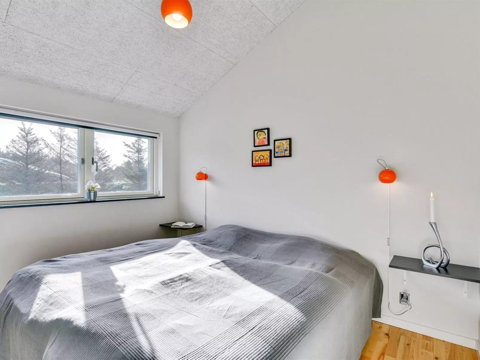 "Faye" - 600m from the sea-Inside