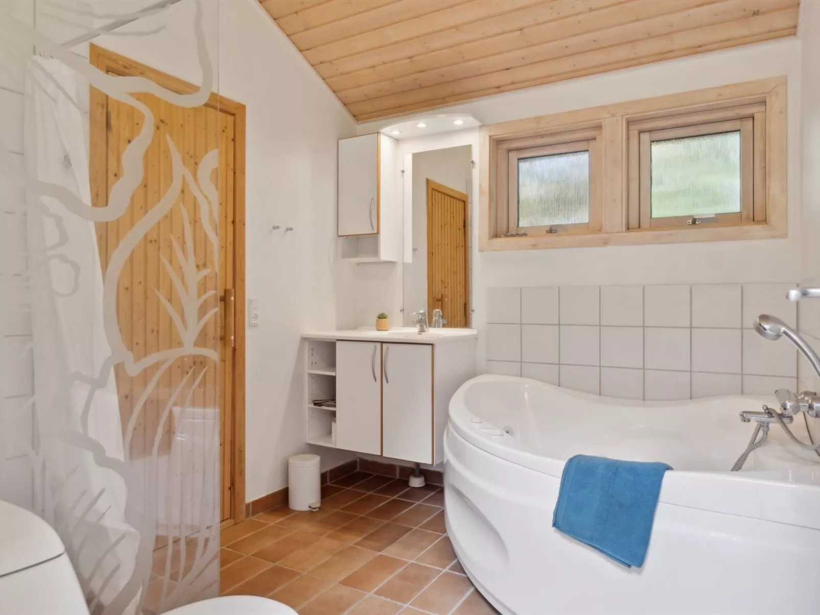 "Tyyne" - 250m from the sea-Inside