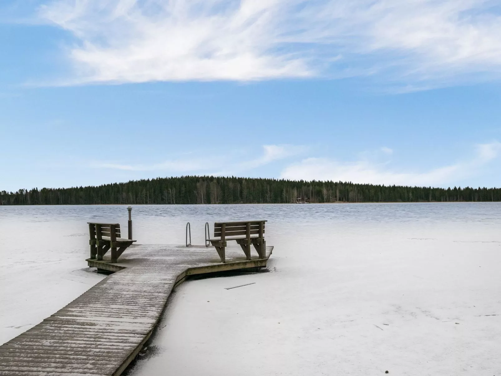 Villa puronotko-Dedans