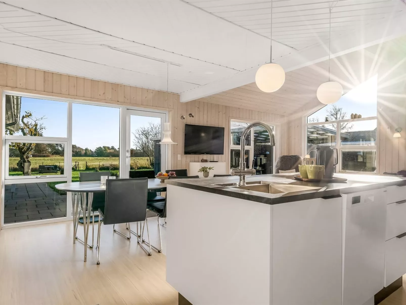 "Herwarth" - 400m from the sea-Inside