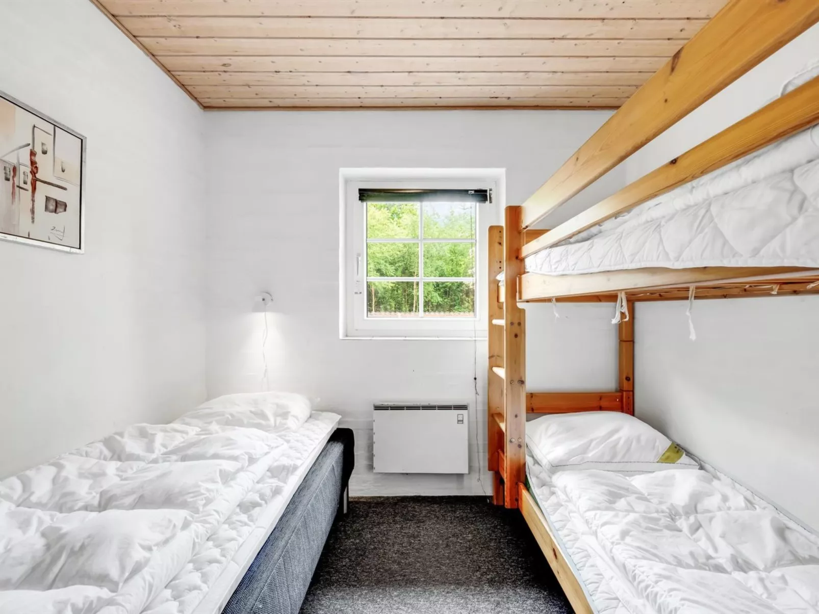 "Ulf" - 2km from the sea-Drinnen