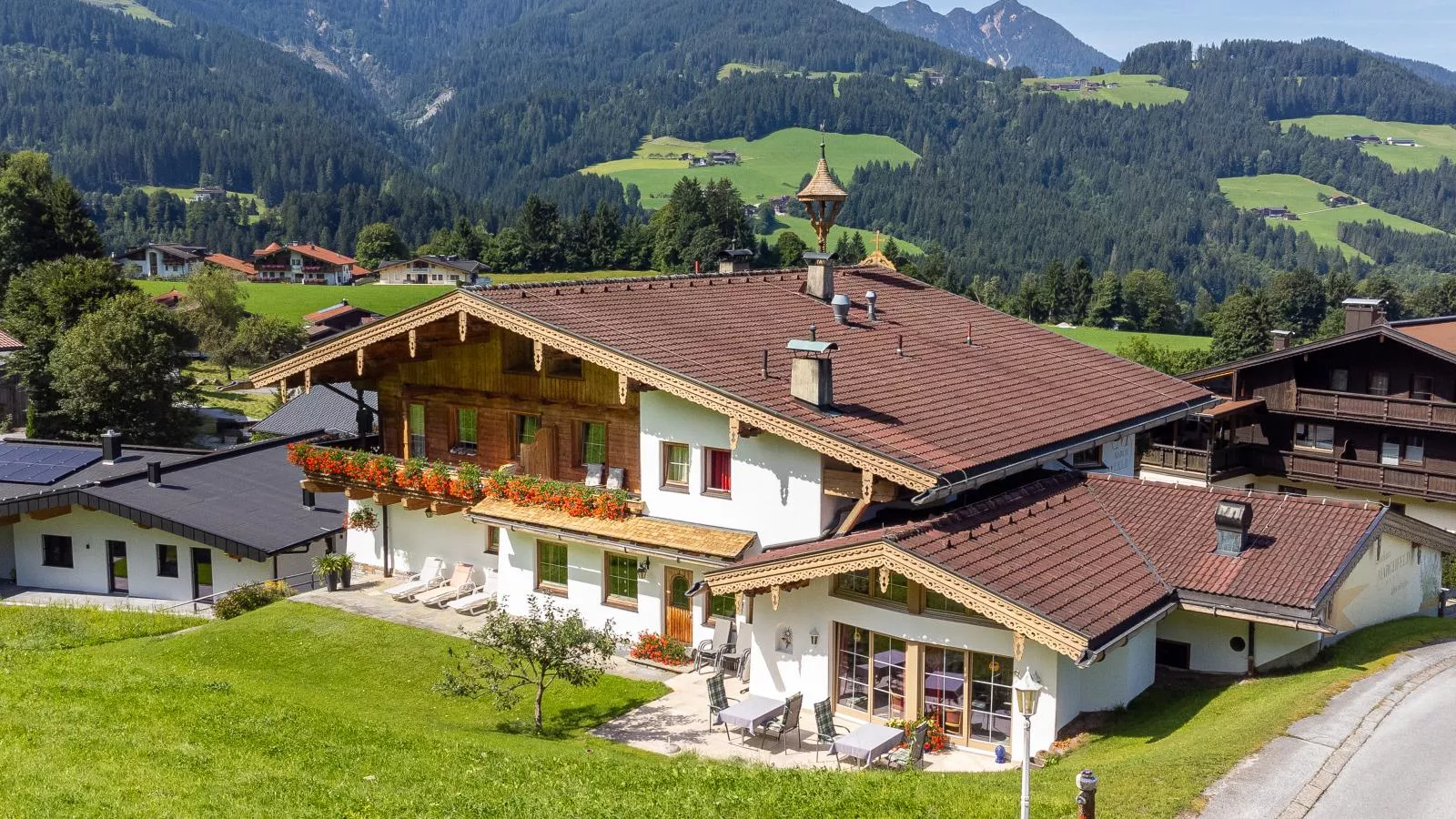 Landhaus Marchfeld Top 4-Exterior in summer