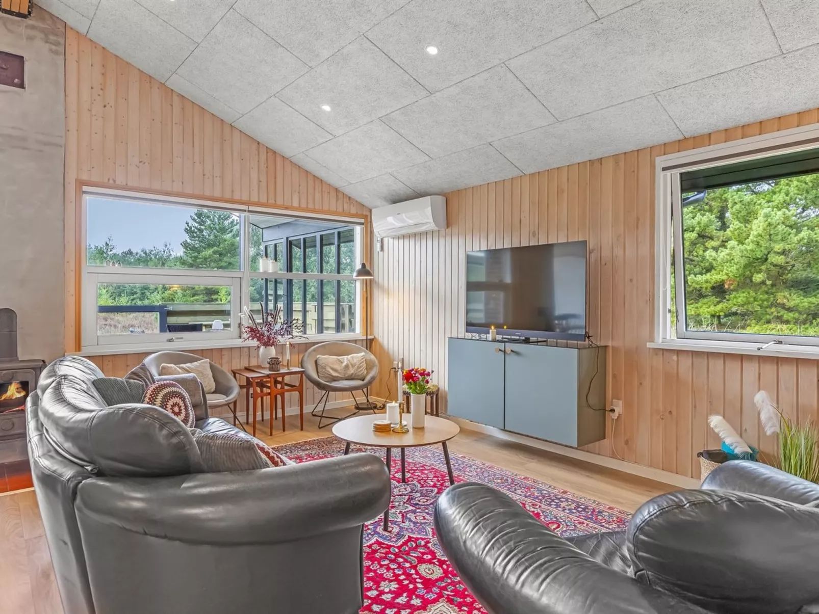 "Tole" - 2km from the sea-Dedans