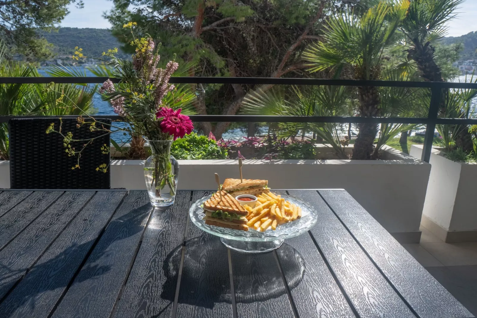 Hotel Issa - Double Room Sea View 8 - Terrasse/Balkon