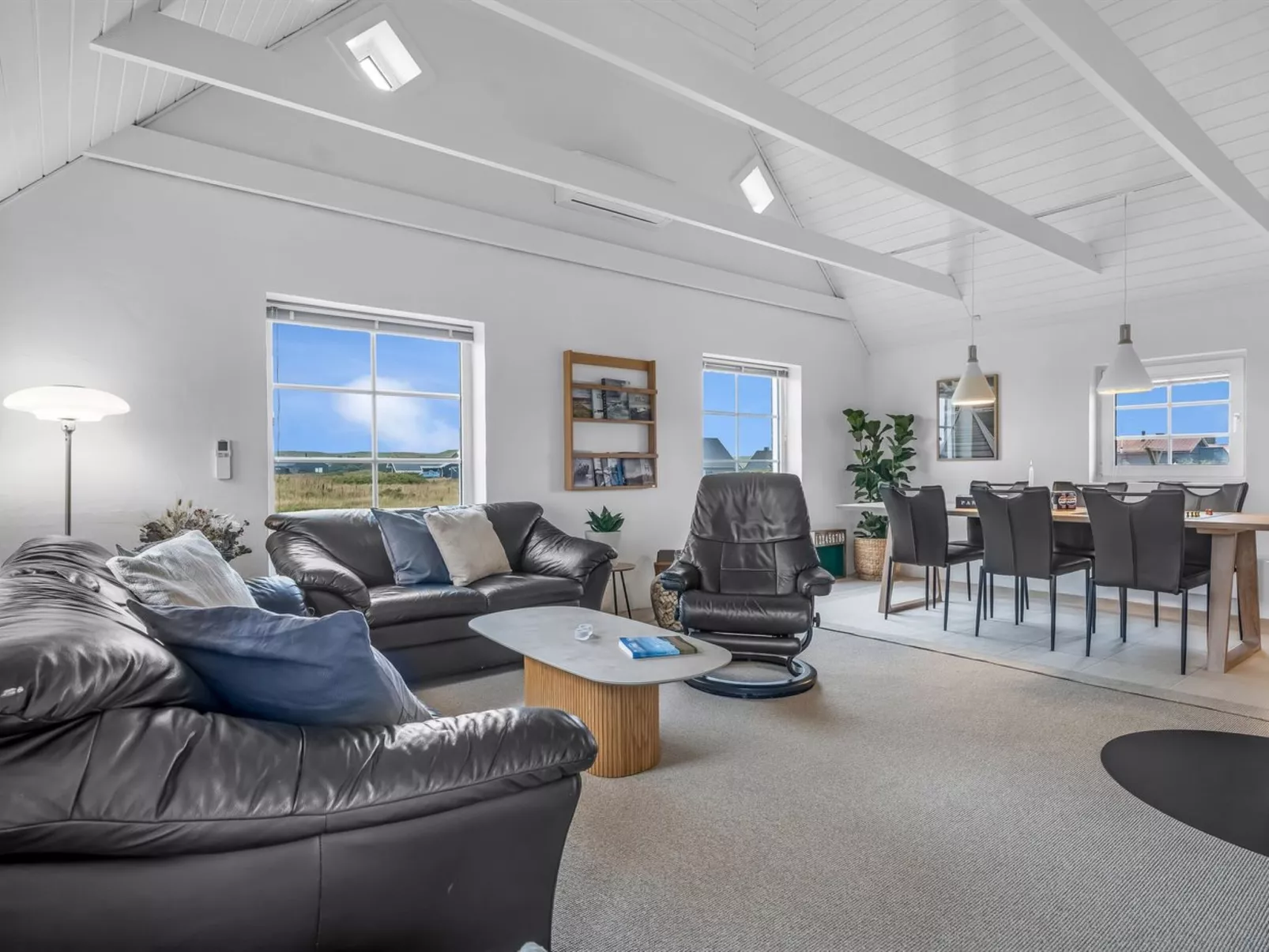 "Amber" - 300m from the sea-Inside