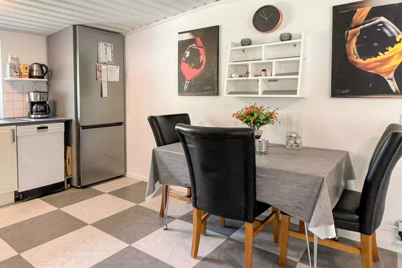 Archipelago Villa with Pool & Patio-Indoor