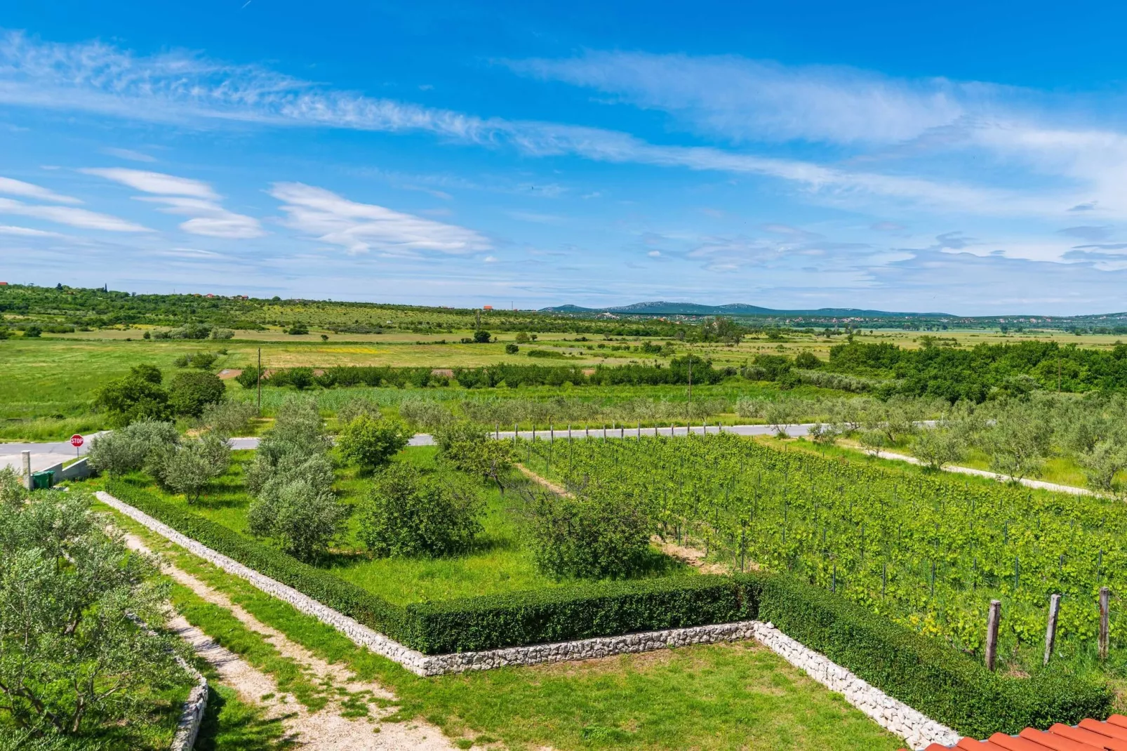Holiday home Agro Casa-Zones été à 1 km