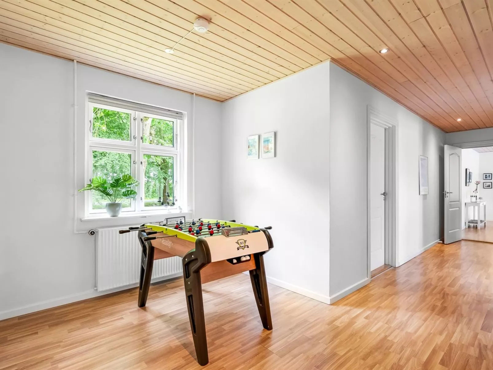 "Eini" - 4.5km from the sea-Inside