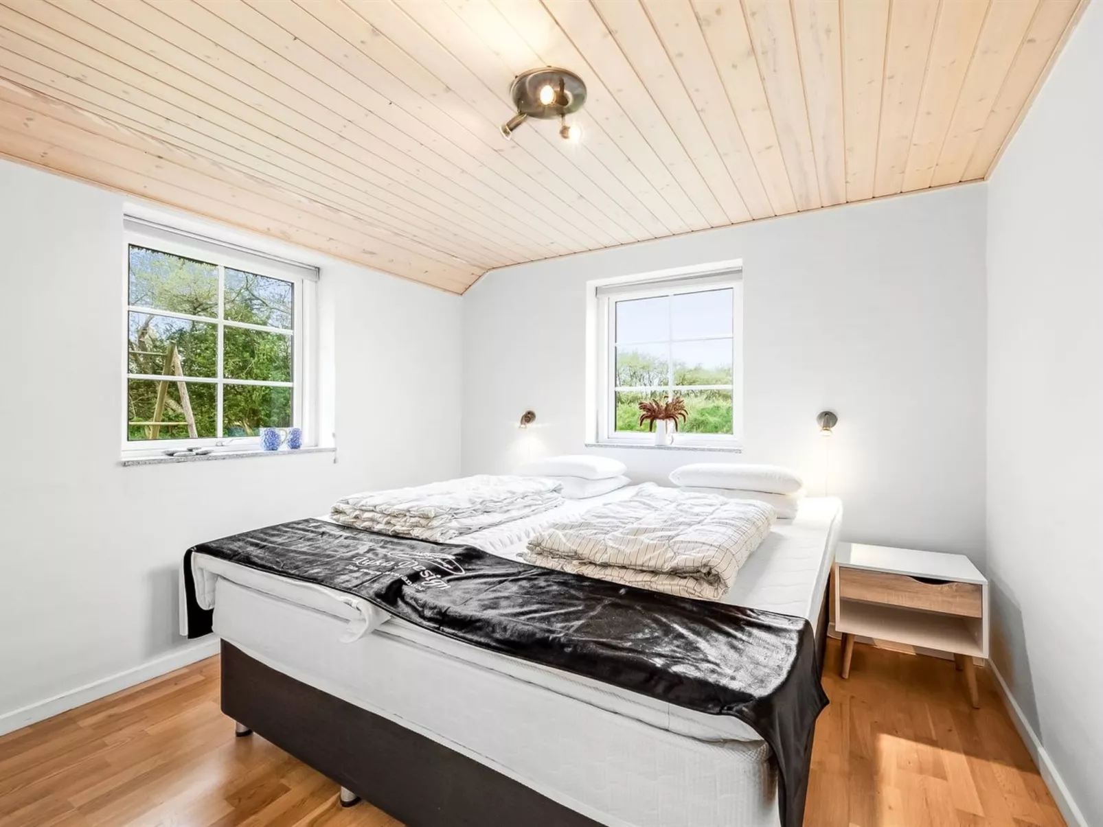 "Benthe" -  from the sea-Inside