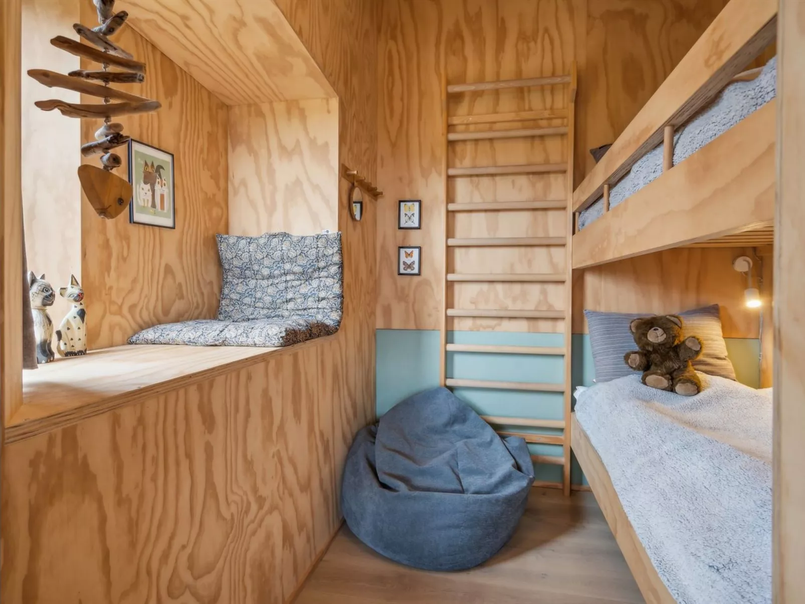 "Eila" - 400m from the sea-Drinnen