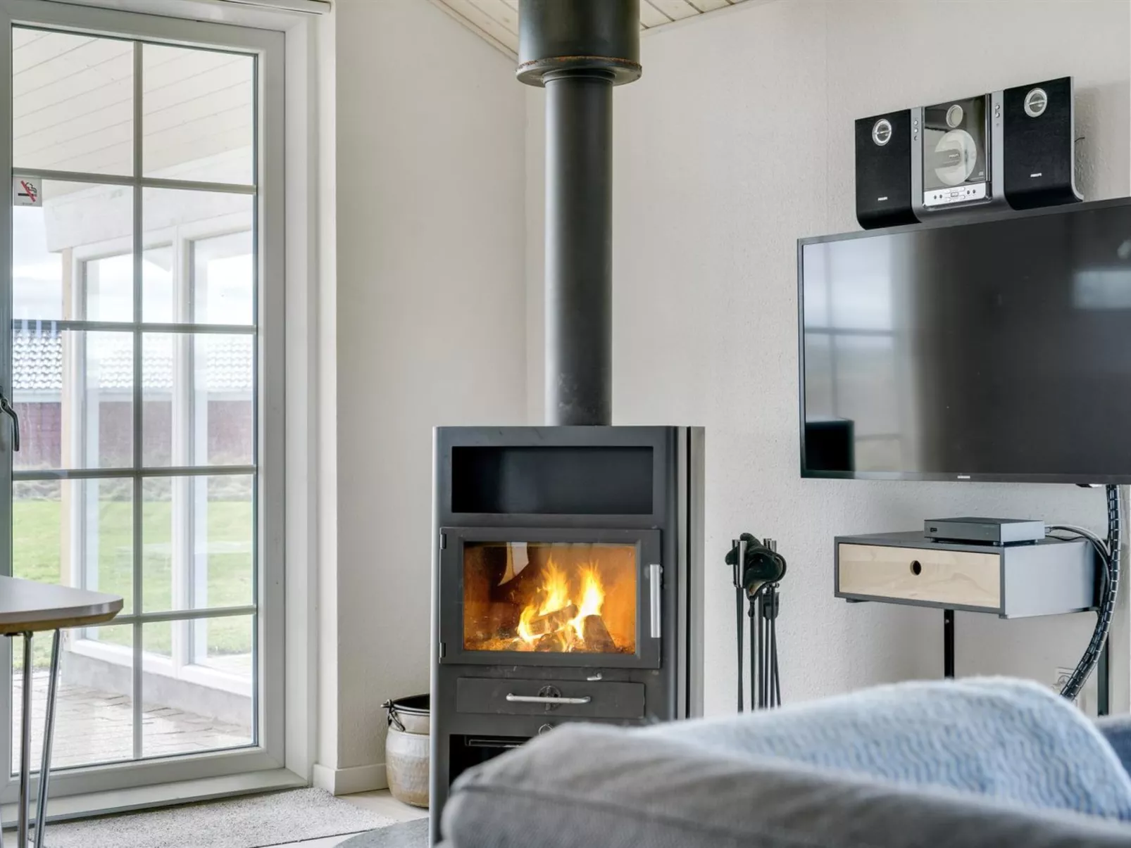 "Mieka" - 400m from the sea-Inside