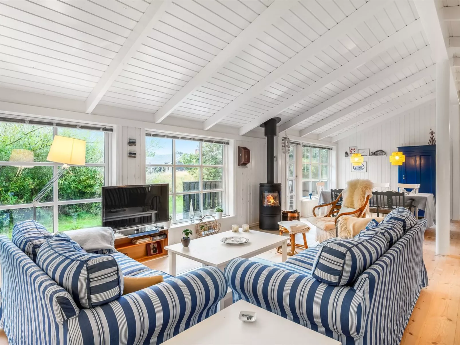 "Danko" - 1.5km from the sea-Inside