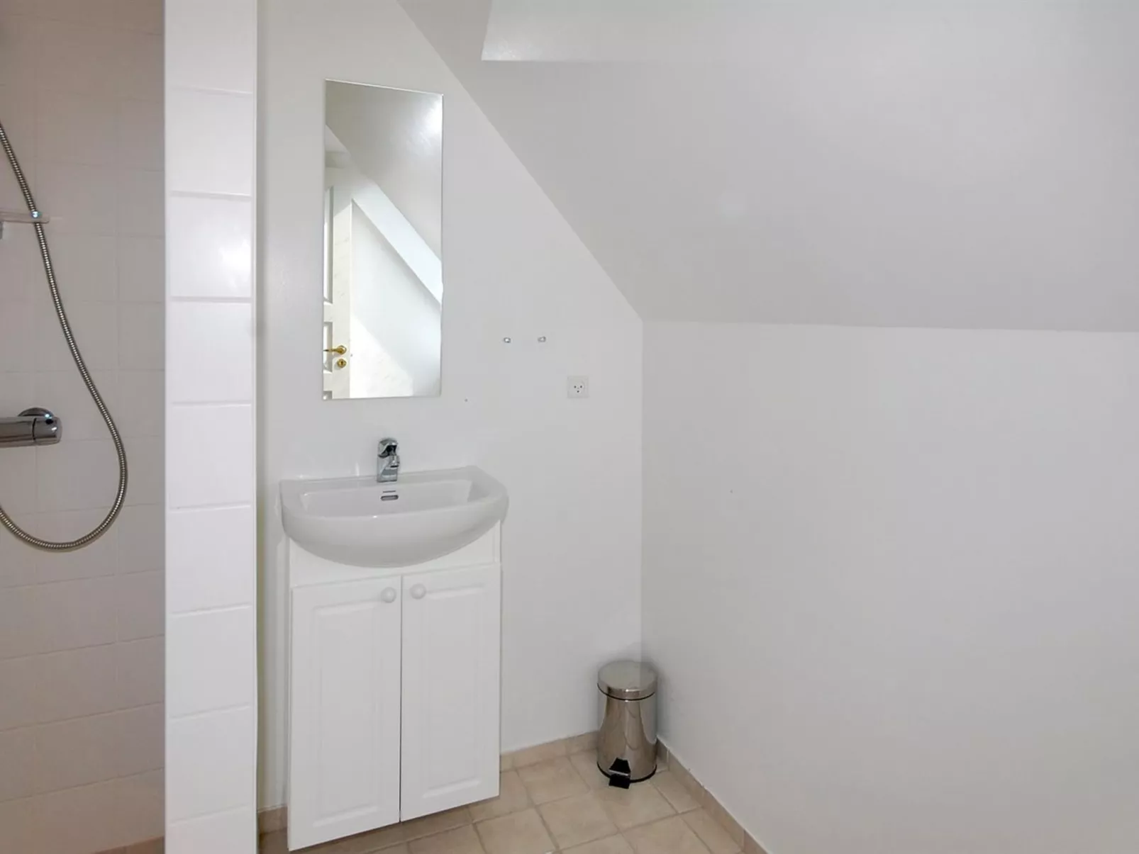 "Stine" - 1km from the sea-Drinnen