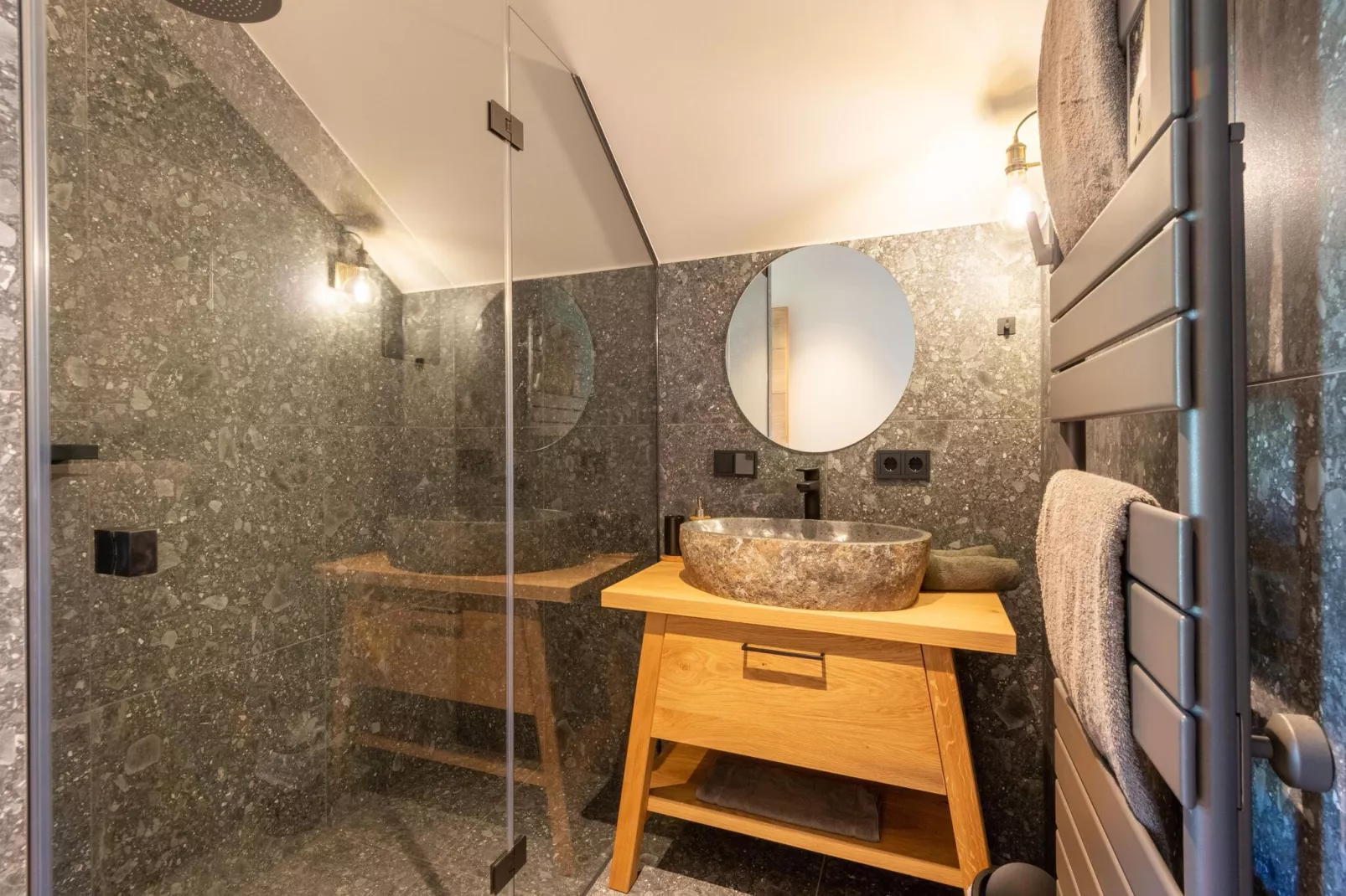 Wellness "Hansei im Tal" - Badezimmer
