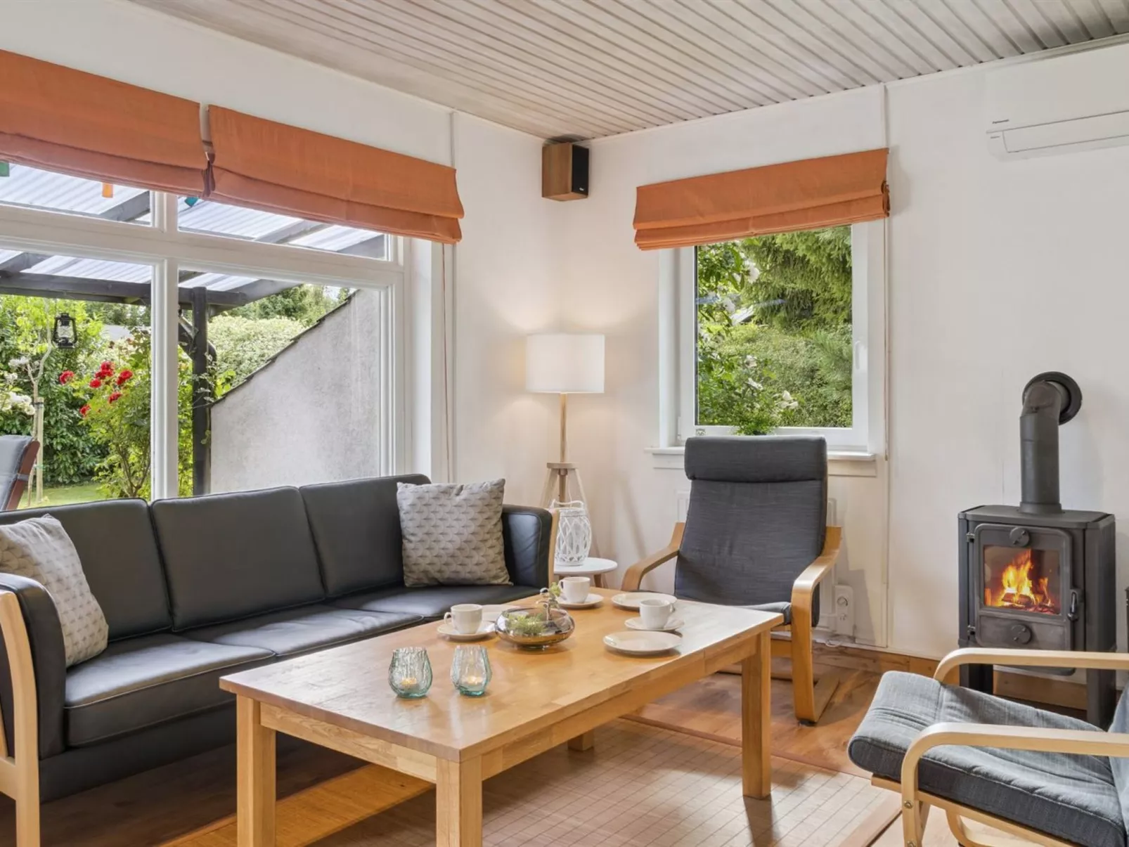 "Merit" - 800m from the sea-Drinnen