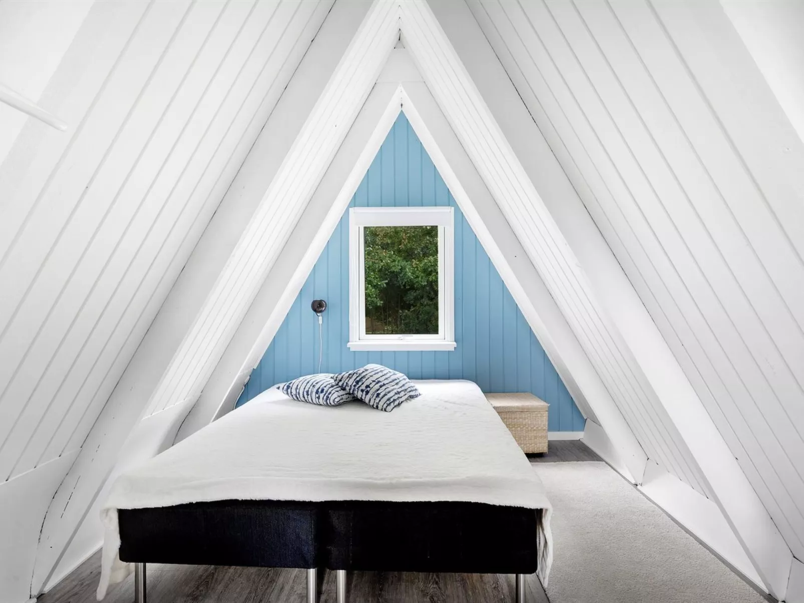 "Hunding" - 600m from the sea-Dedans