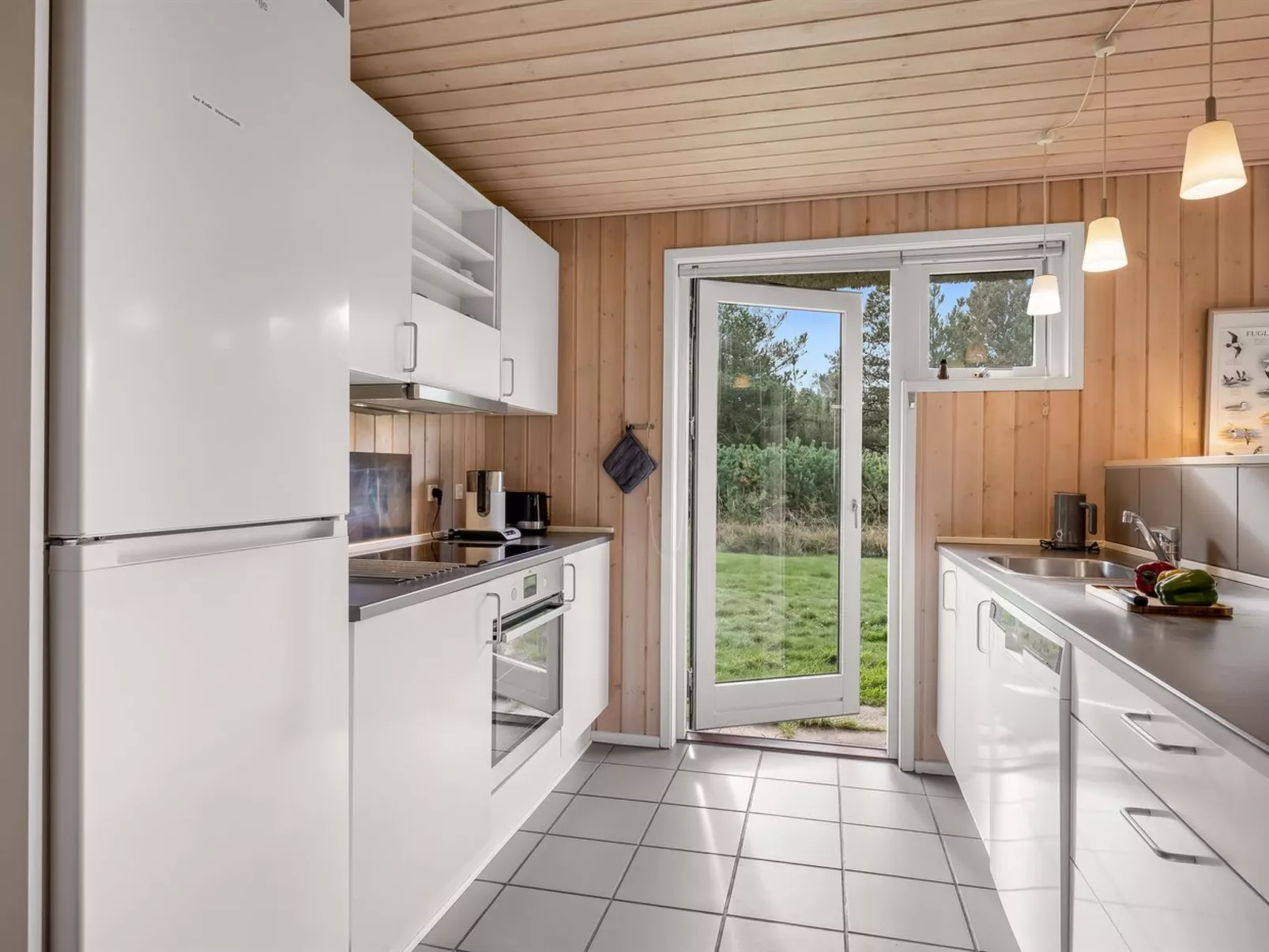 "Dix" - 900m from the sea-Dedans