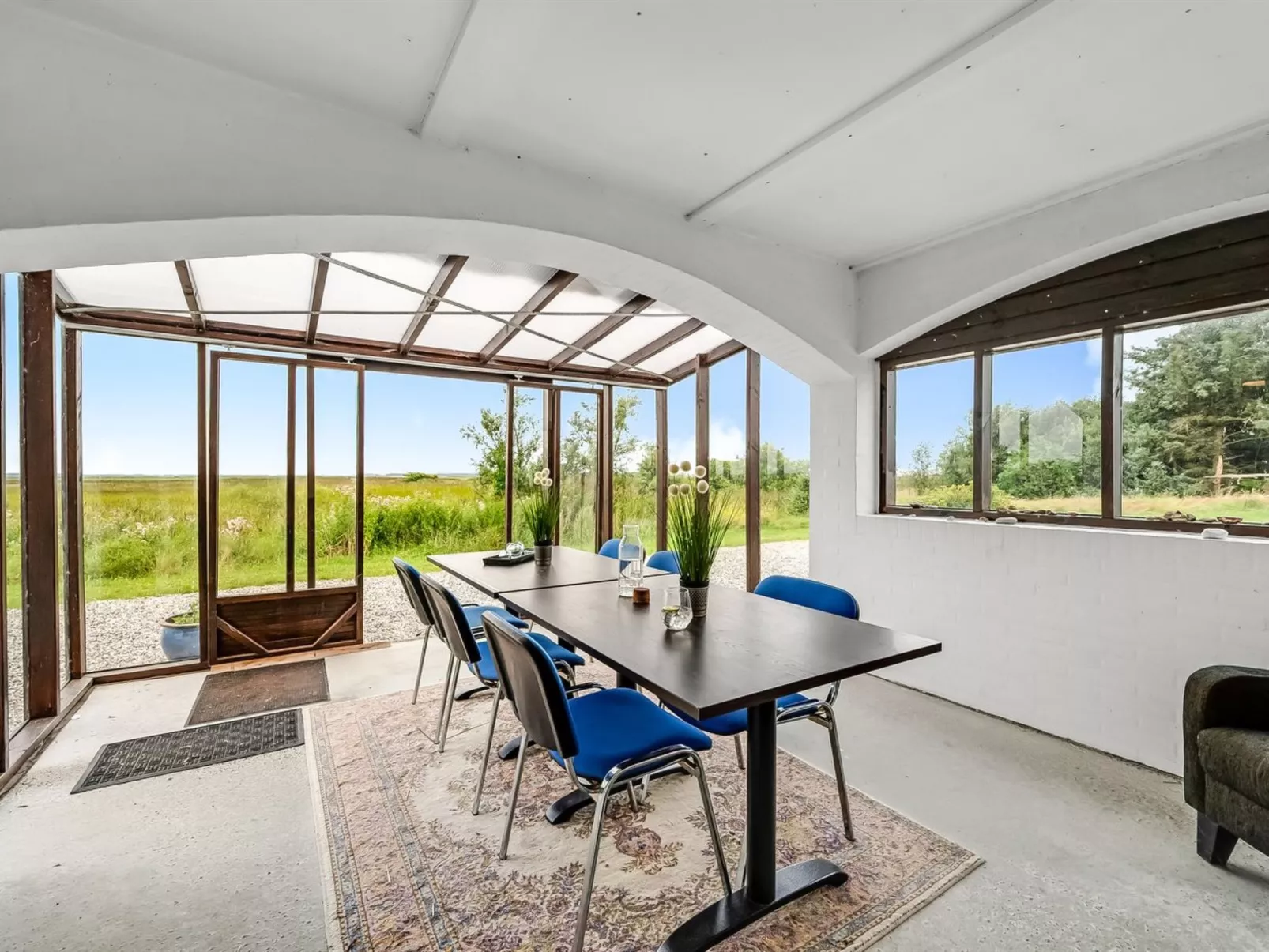 "Darleen" - 850m to the fjord-Drinnen