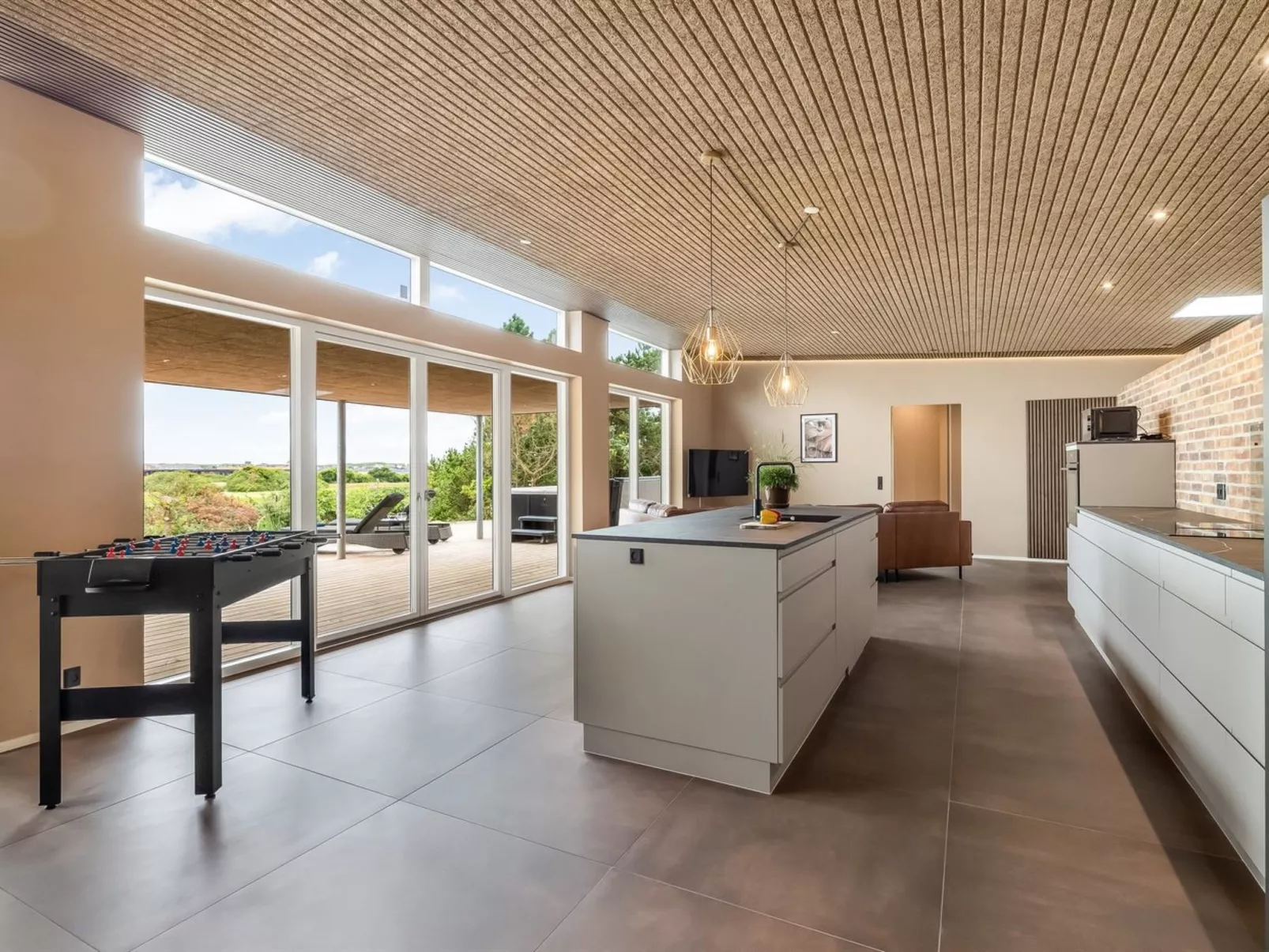 "Øthger" - 1.3km from the sea-Dedans