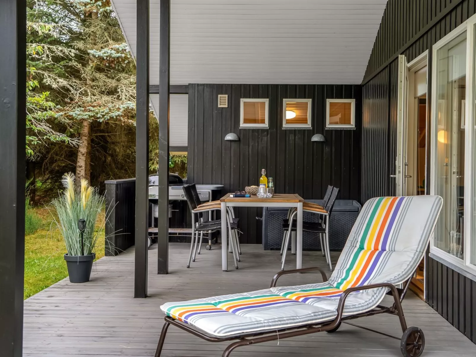 "Elba" - 2.5km from the sea-Outside