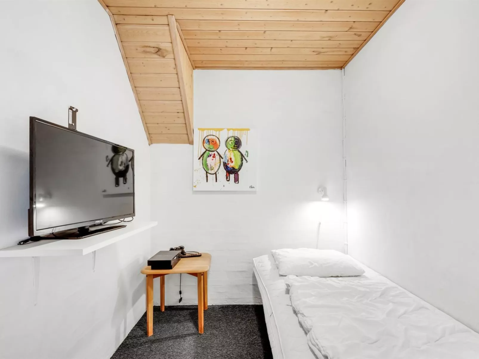 "Ulf" - 2km from the sea-Drinnen