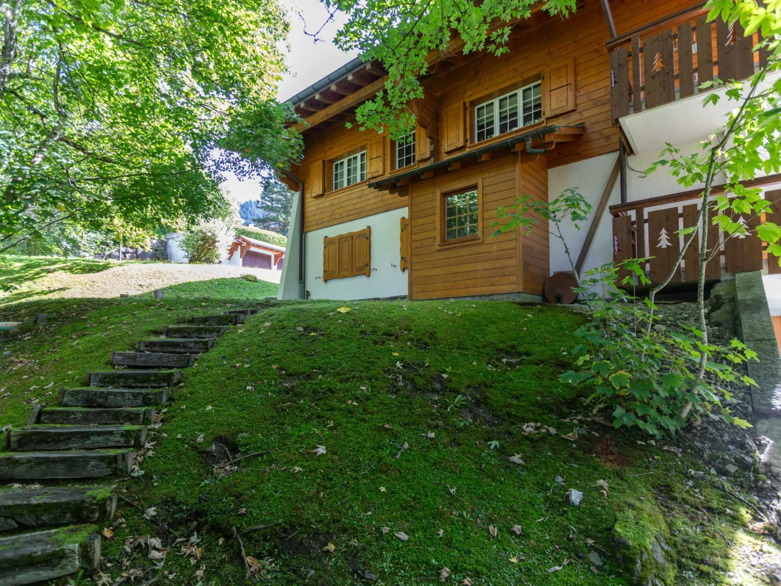 Les Hespérides 2-Draußen