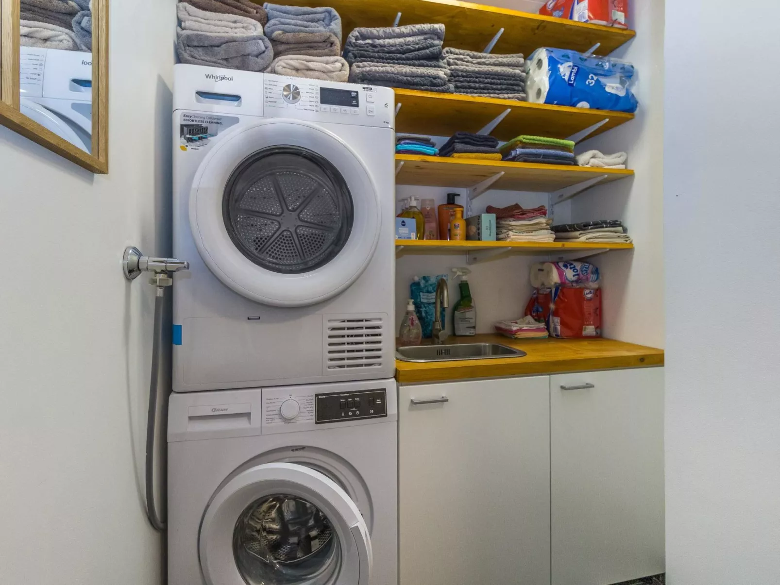 Perälän pirtti-Inside