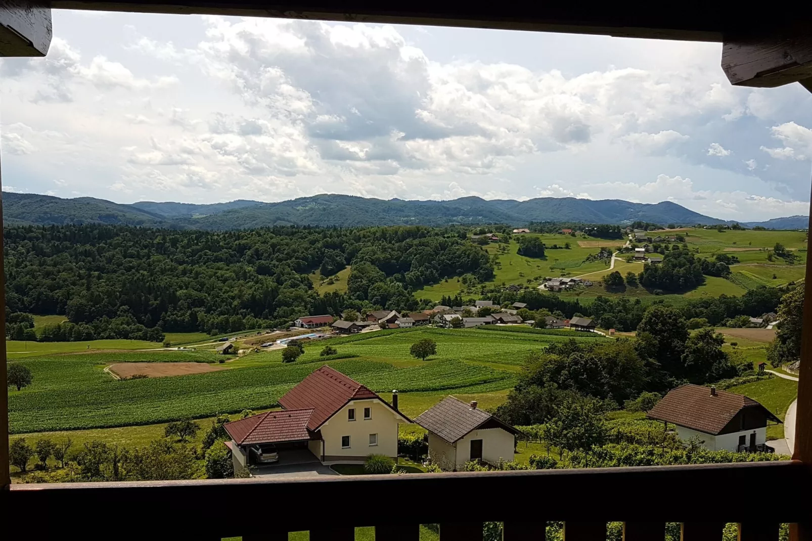 Vivid Hillside Country House with Hot-Tub and Sauna - Two Bedroom Country House-View