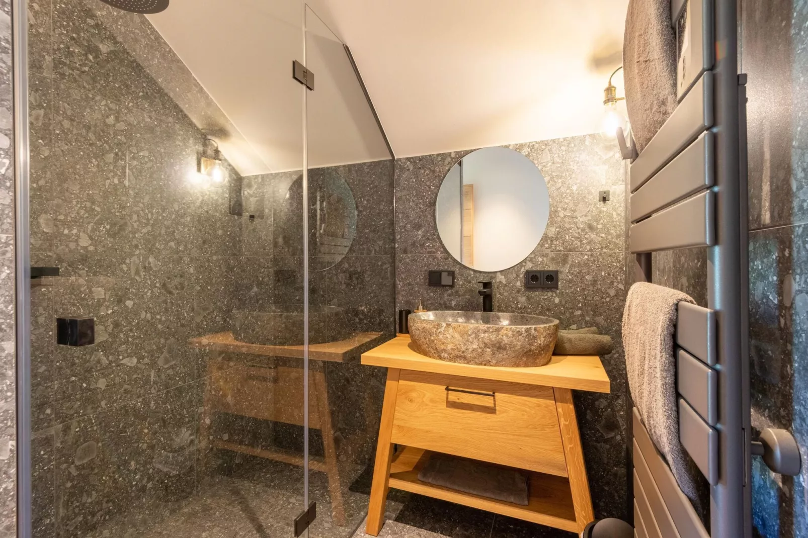 Wellness "Voitl im Dorf" - Badezimmer