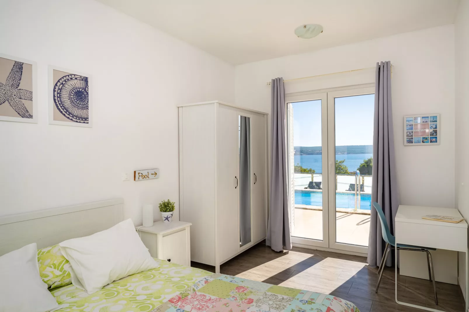 Sea view Villa Anpero-Chambre