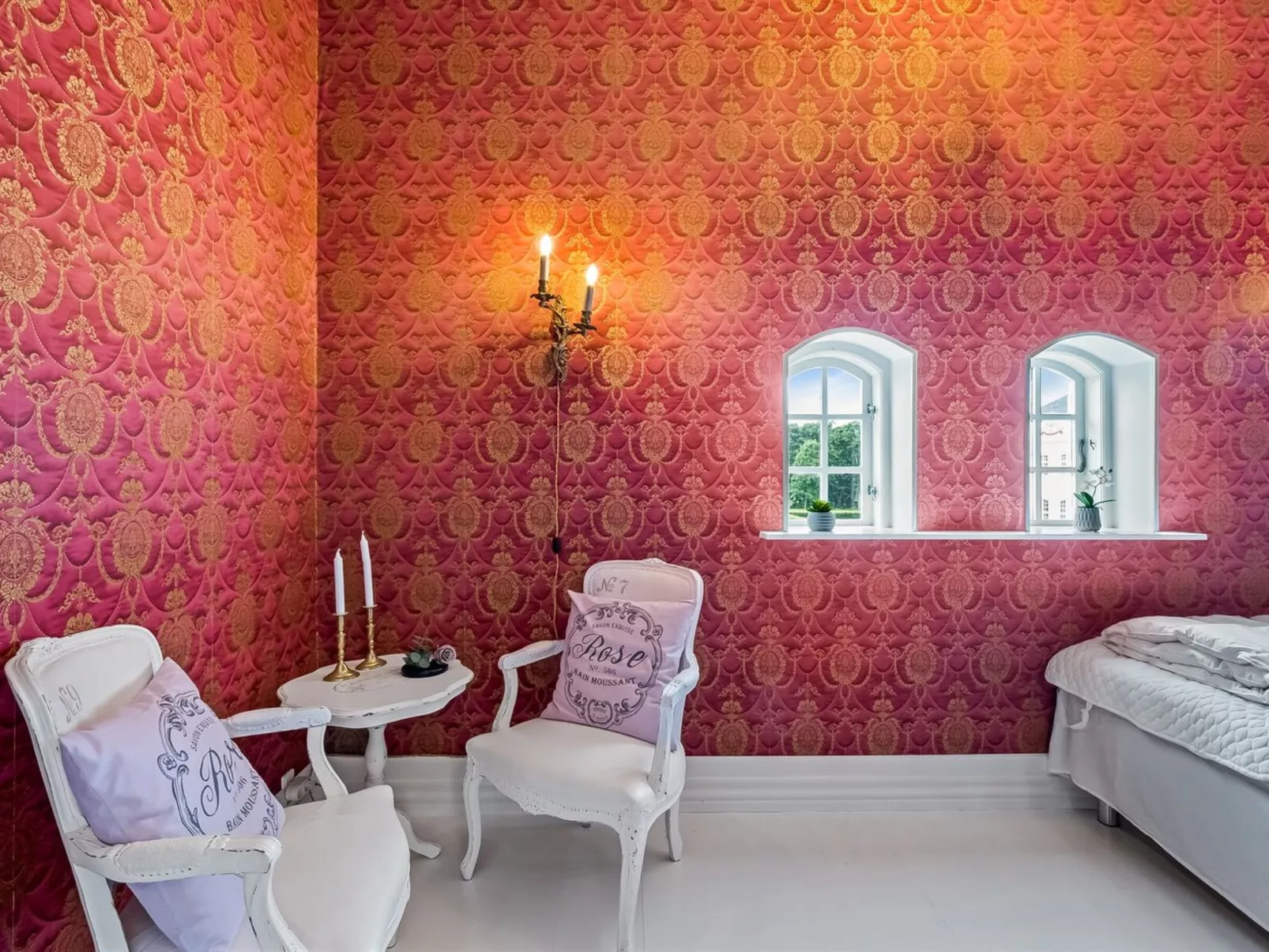 "Edine" - 4.5km from the sea-Inside