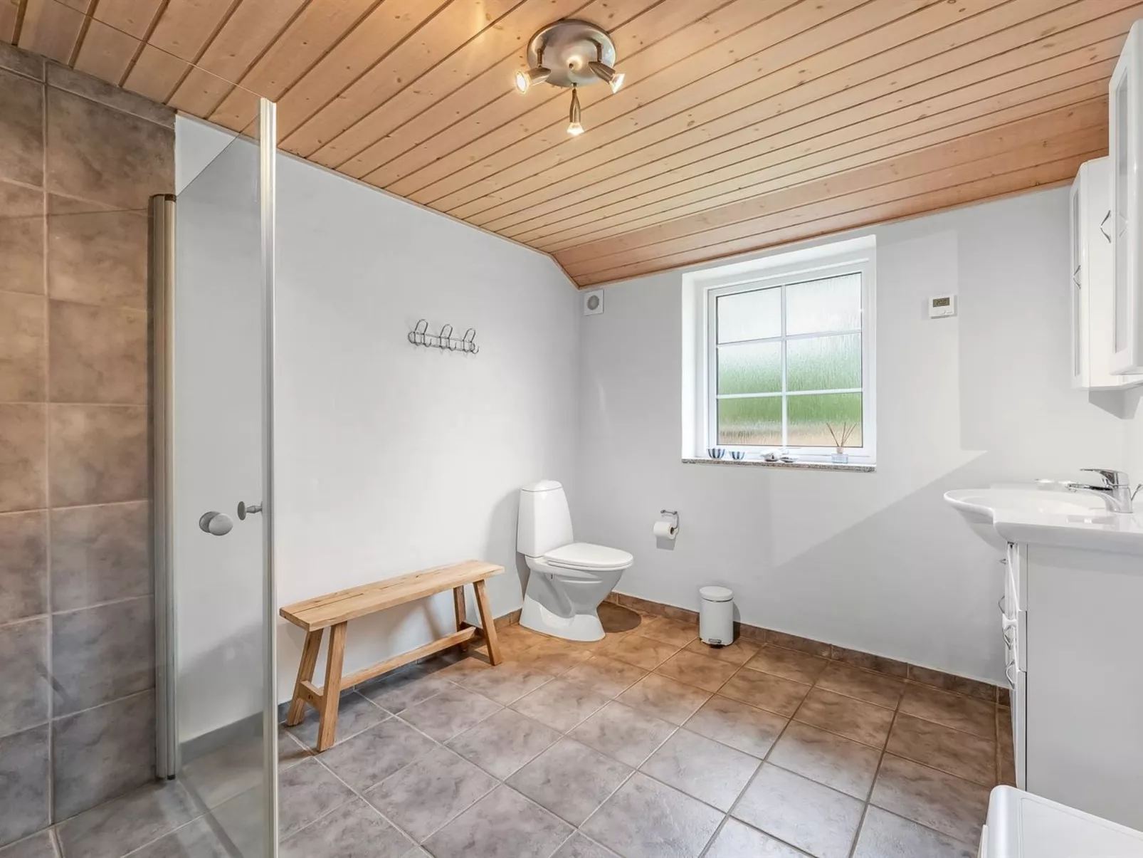 "Benthe" -  from the sea-Inside